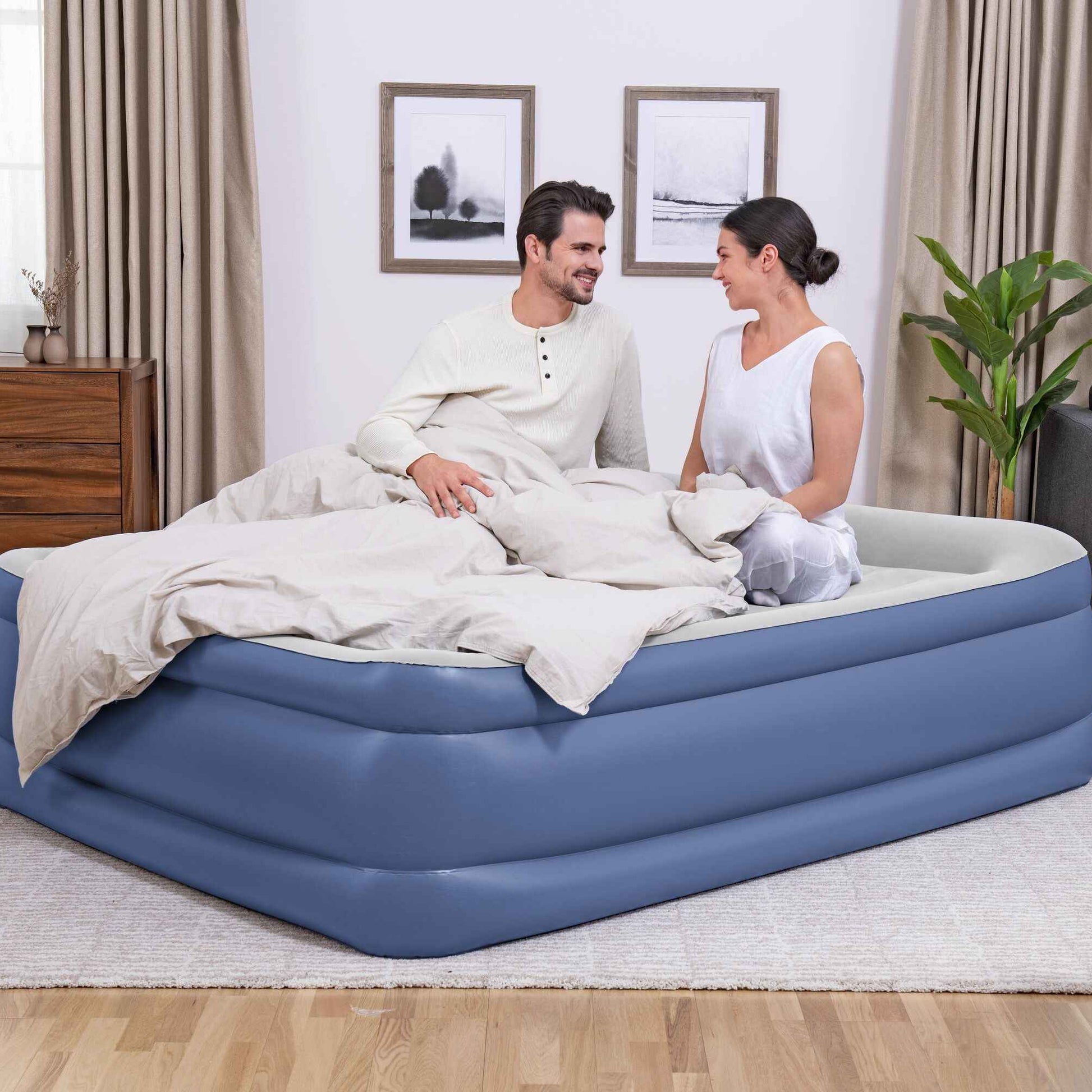 Bestway Tritech Air Mattress Queen Built-In AC Pump