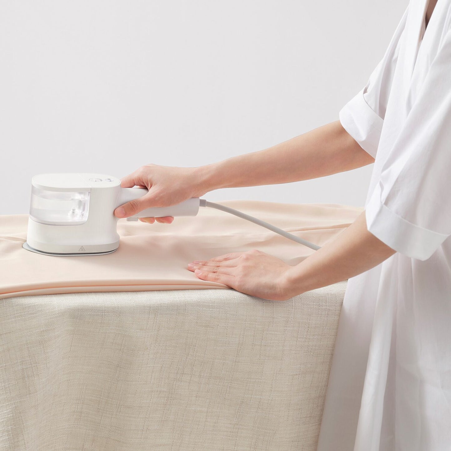 Xiaomi Handheld Garment Steamer (160ml, 1300W, 2-in-1 Design)