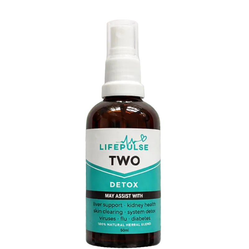 LifePulse Two Detox Spray bottle with natural background