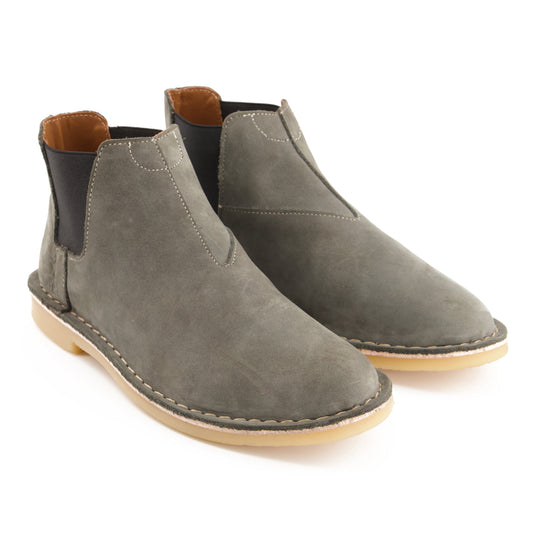 A pair of charcoal gray Bata Safari Canopy men's boots with a Chelsea style pull-up leather design.