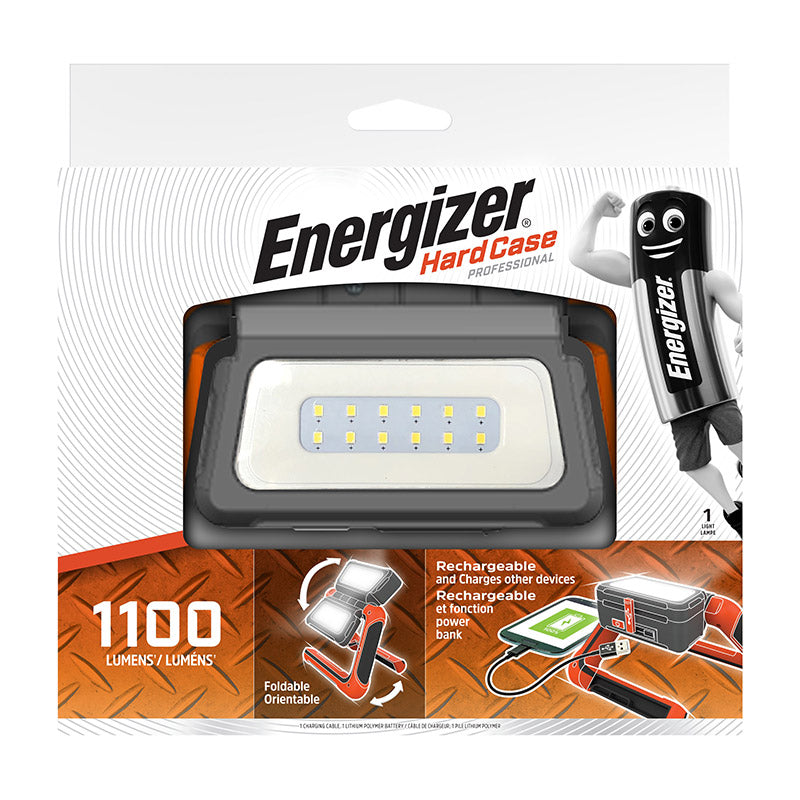 Energizer Hard Case professional light in packaging with branding and product details.